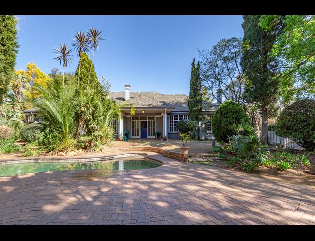 3.5 BEDROOM HOUSE FOR SALE IN HOUGHTON ESTATE